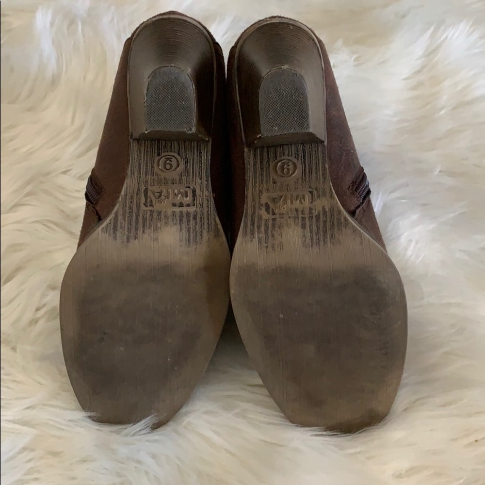 Excellent condition Mia brown suede leather bootie - Picture 6 of 8